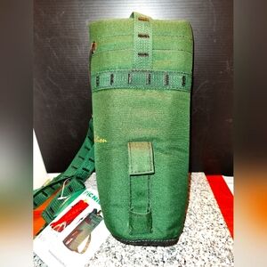 WINE DUFFEL Bag. PICNIC TIME Brand. Hunter Green. New with Tags.